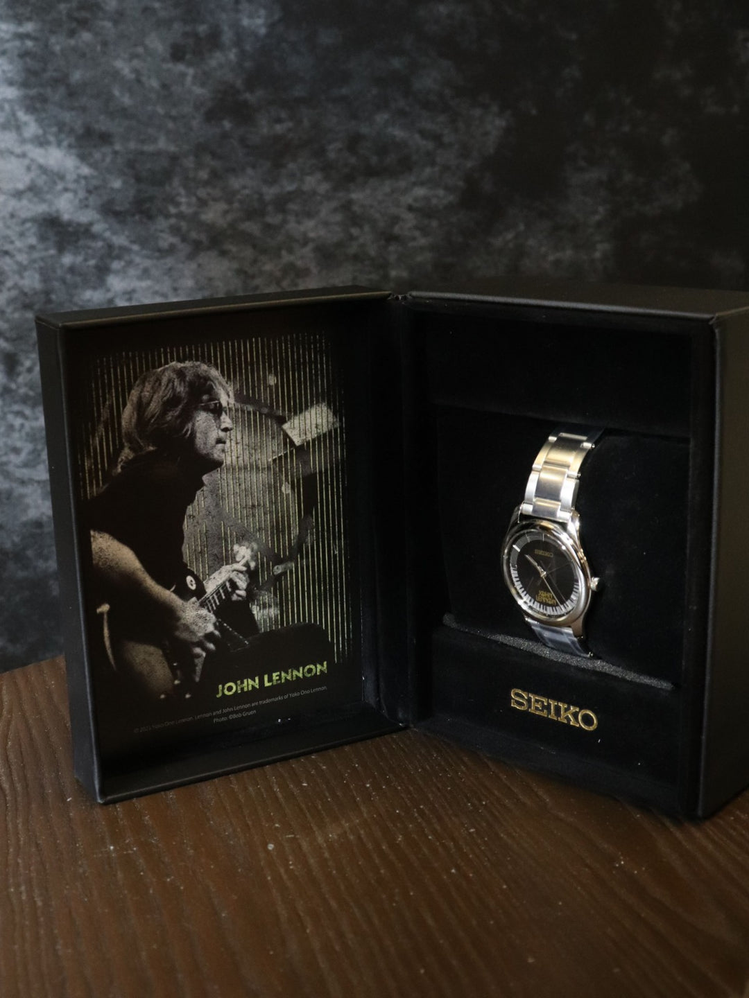 未使用 SEIKO セイコー ジョン レノン 生誕85周年記念 腕時計 クォーツ SS ブラック