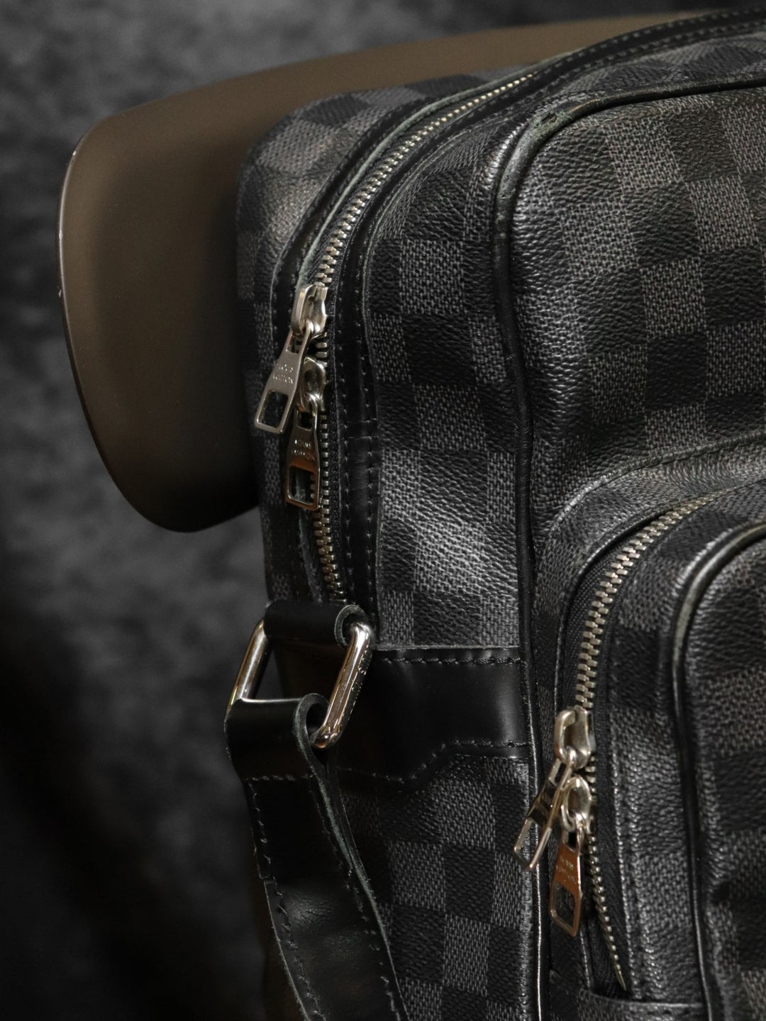 LOUIS VUITTON ルイ・ヴィトン ダミエグラフィット イオ N45252 ショルダーバッグ ダミエグラフィットキャンバス ブラック