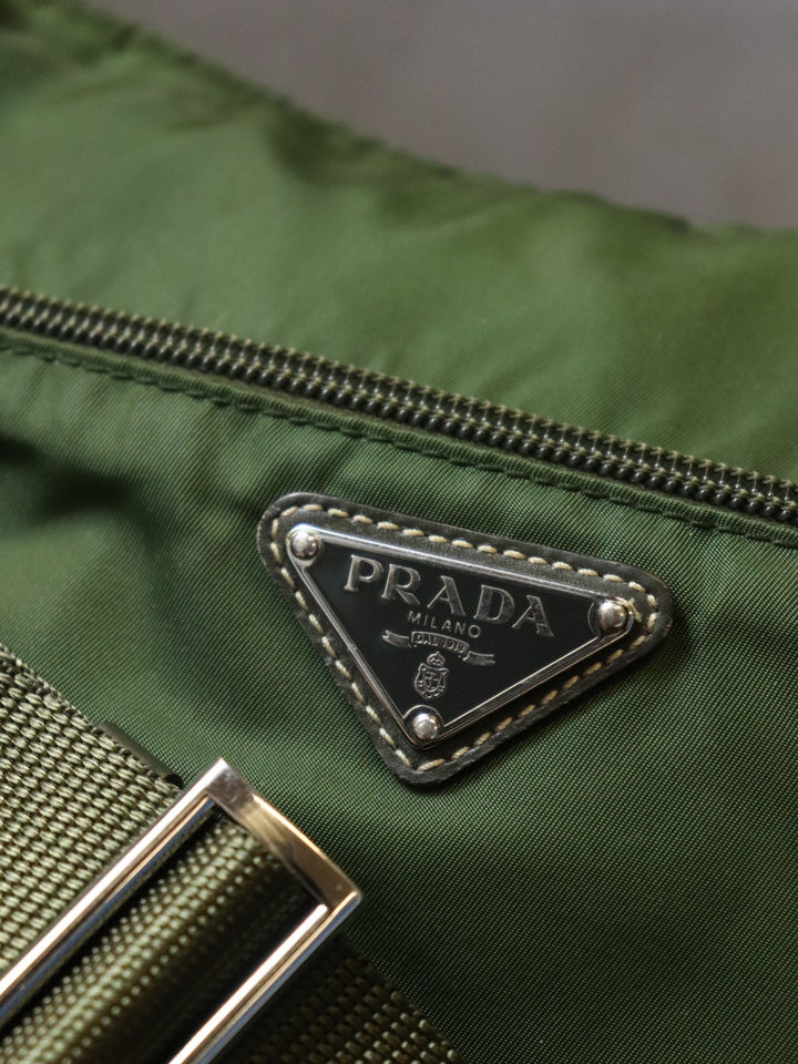 PRADA プラダ ショルダーバッグ ナイロン カーキ