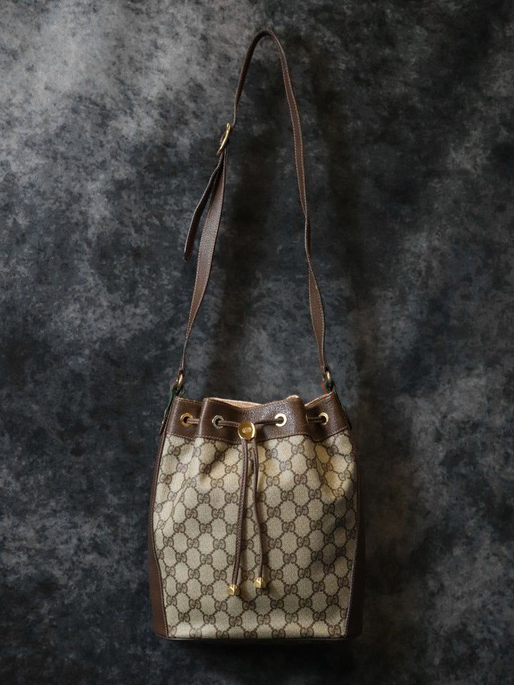 GUCCI グッチ ショルダーバッグ 巾着型 GGスプリーム レザー ブラウン オールド ヴィンテージ