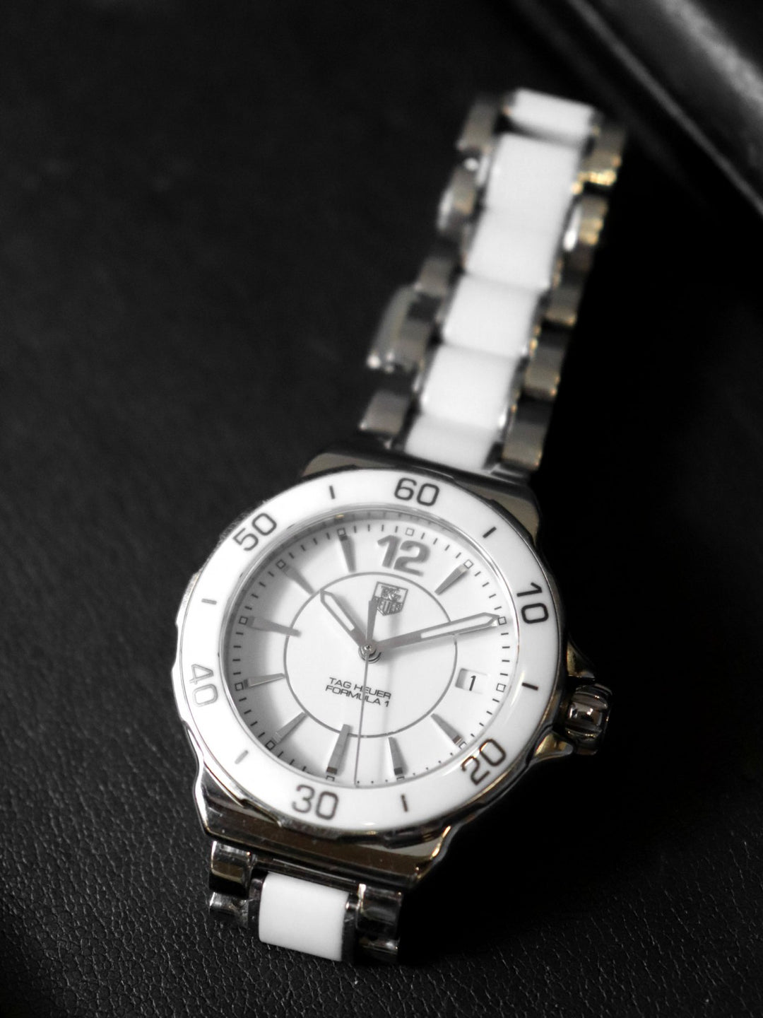 TAG HEUER タグホイヤー フォーミュラ1 WAH1211.BA0861 腕時計 QZ ホワイト