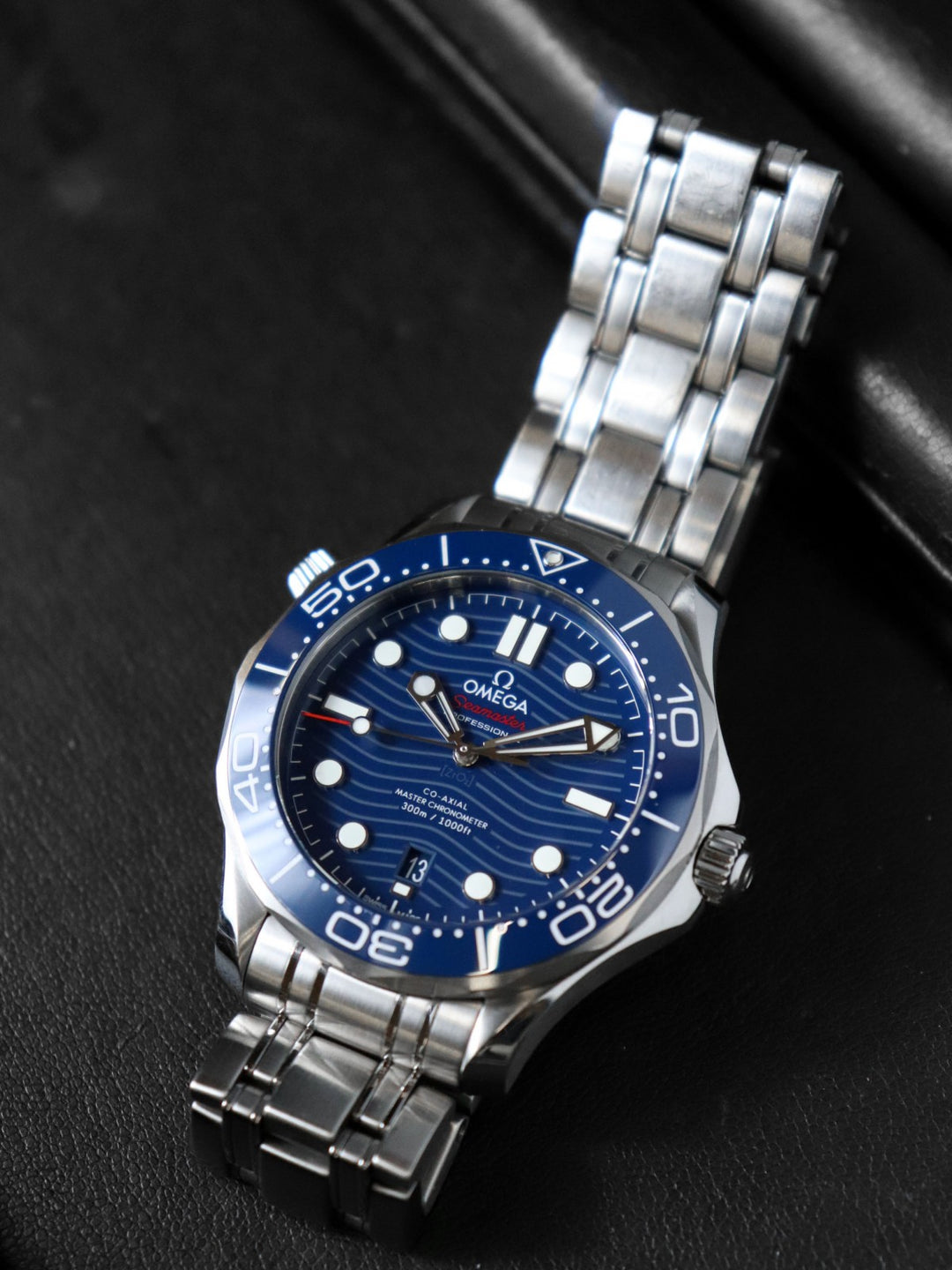 美品 OMEGA オメガ シーマスター ダイバー 300M 210.30.42.20.03.001 腕時計 自動巻き ブルー