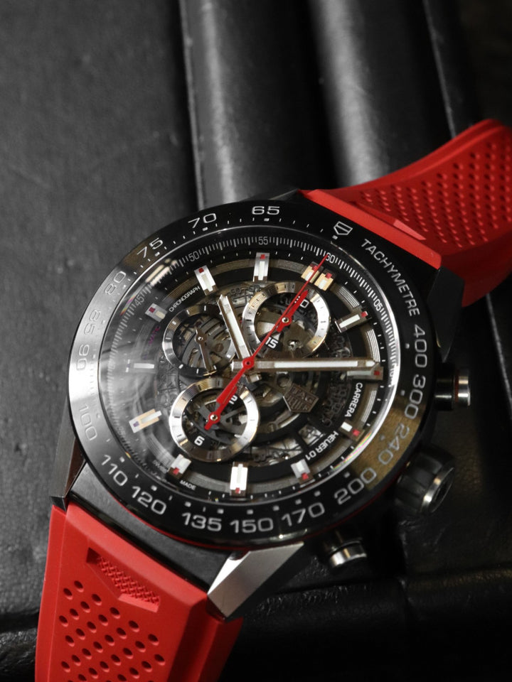 美品 TAG HEUER タグホイヤー カレラ キャリバーホイヤー01 CAR2A1Z 腕時計 自動巻き ラバー レッド ブラック