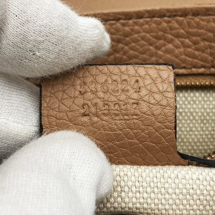 美品 GUCCI グッチ 536224 ショルダーバッグ チェーンバッグ ソーホー レザー ベージュ