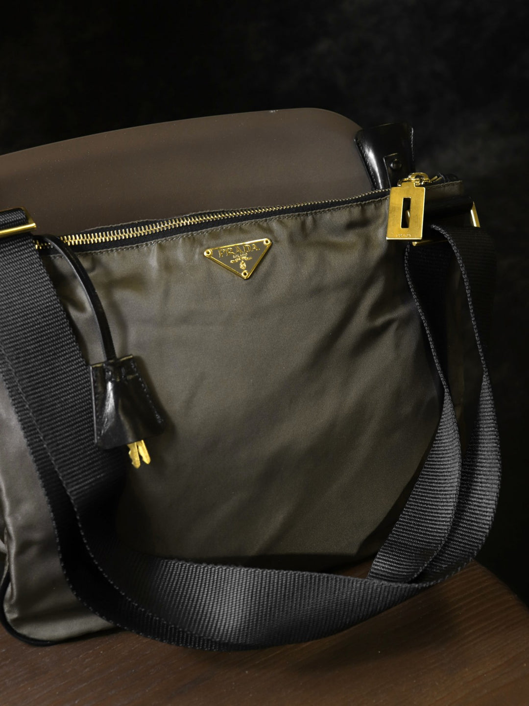 PRADA プラダ BT0220 ショルダーバッグ ナイロン 鍵付 カーキ ブラウン ヴィンテージ