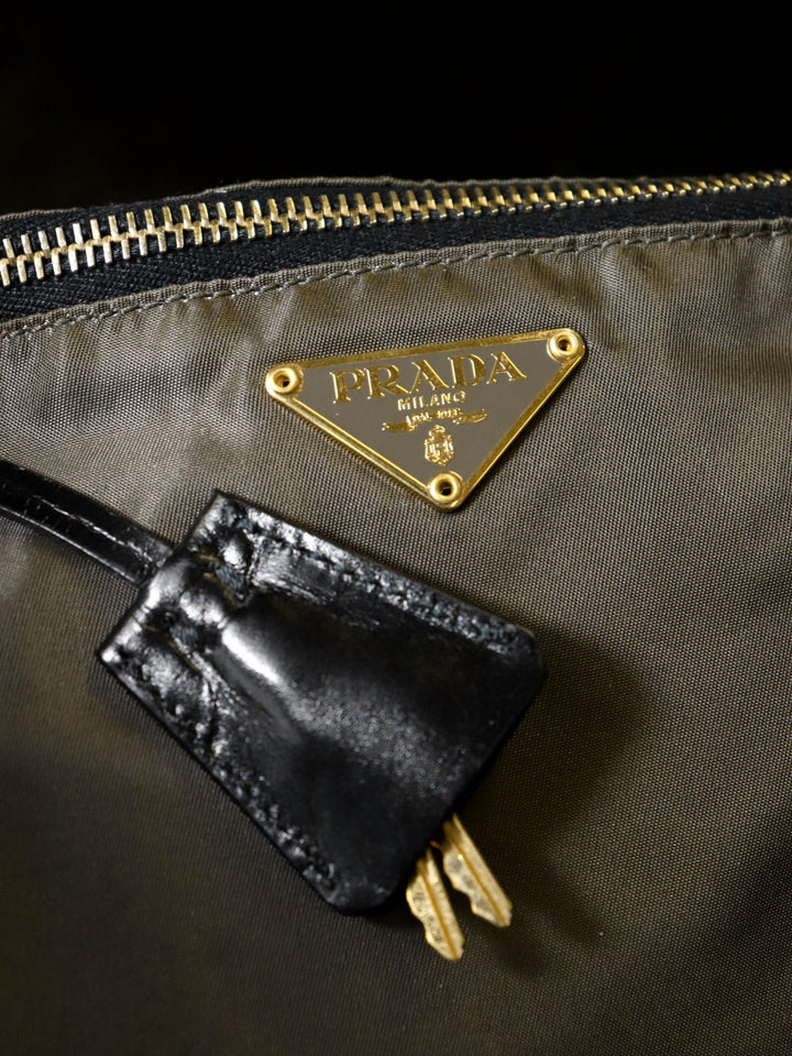 PRADA プラダ BT0220 ショルダーバッグ ナイロン 鍵付 カーキ ブラウン ヴィンテージ