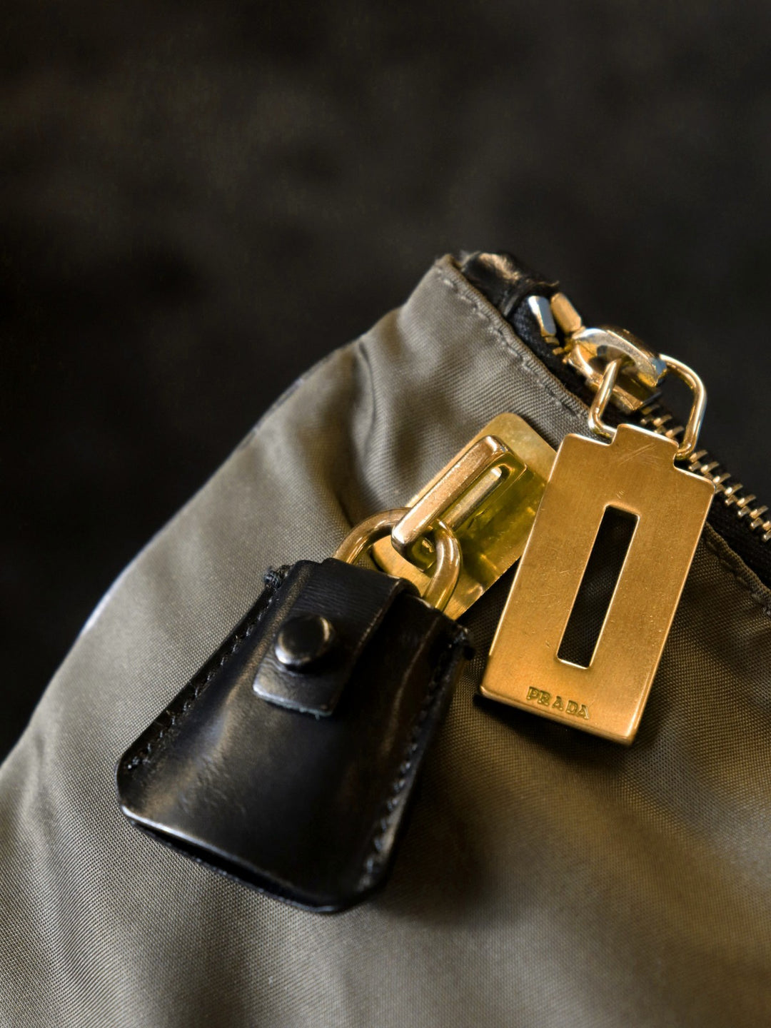 PRADA プラダ BT0220 ショルダーバッグ ナイロン 鍵付 カーキ ブラウン ヴィンテージ