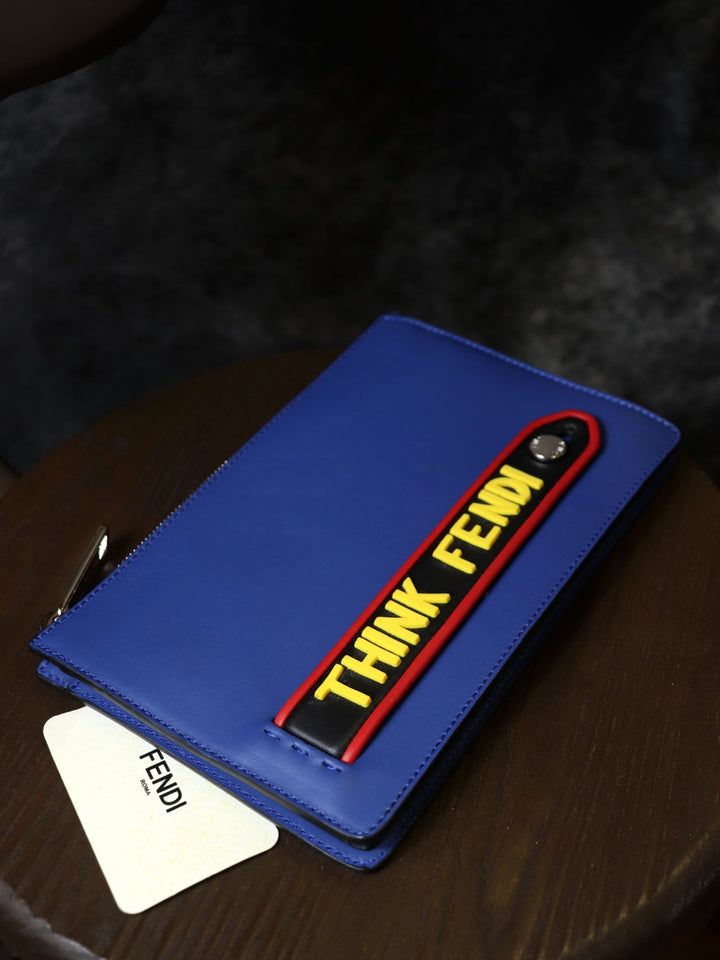 FENDI フェンディ 7VA350 ボキャブラリー クラッチバッグ THINK FENDI セカンドバッグ ポーチ ブルー レザー