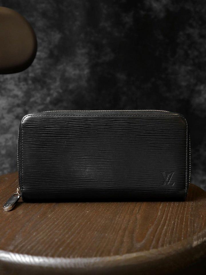 LOUIS VUITTON ルイ・ヴィトン ジッピーウォレット ラウンド長財布 エピレザー ブラック 黒 ノワール M60072