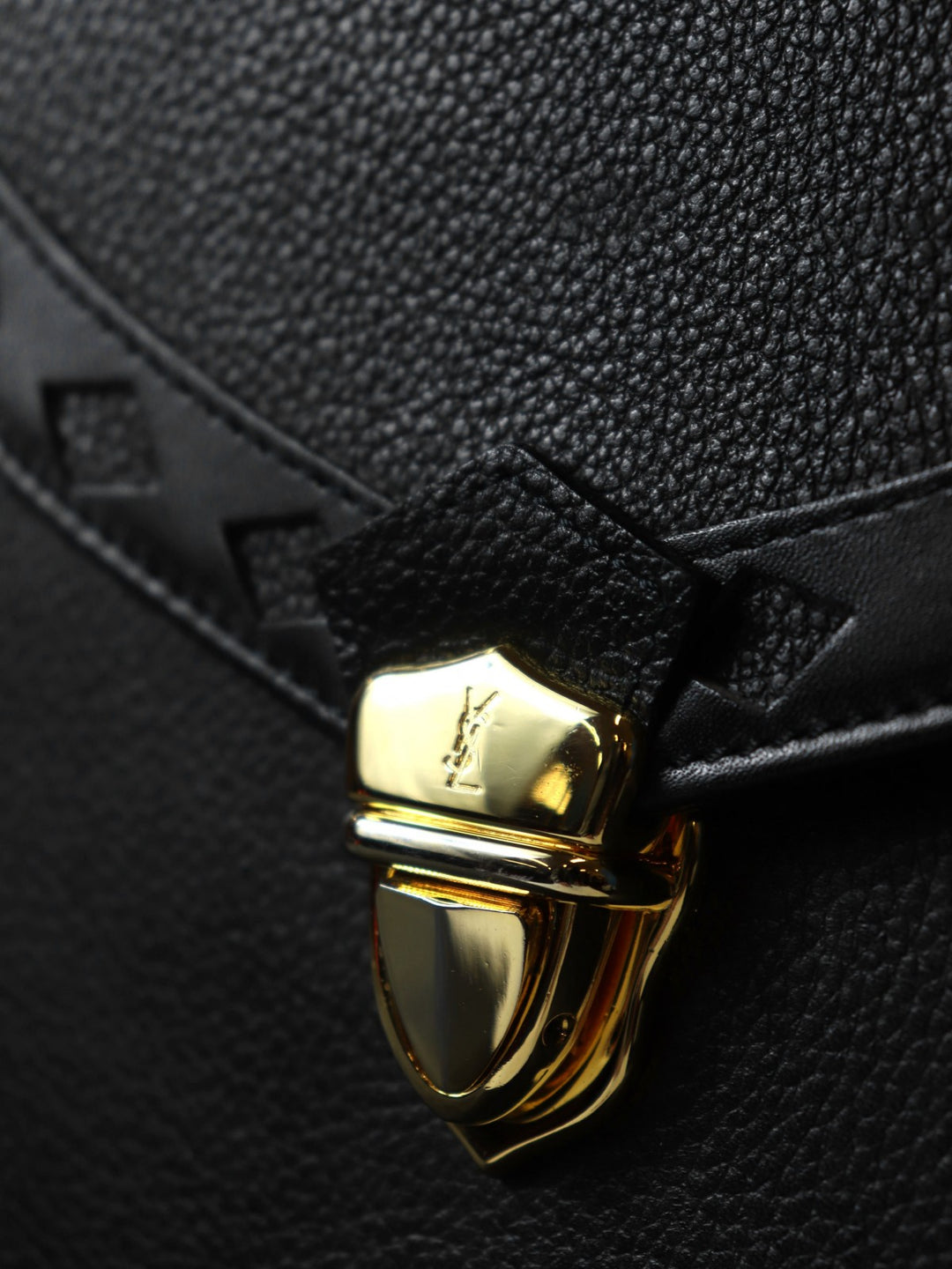 YVES SAINT LAURENT イヴ・サンローラン 2way ハンドバッグ ショルダーバッグ ブラック レザー ヴィンテージ シック レザー