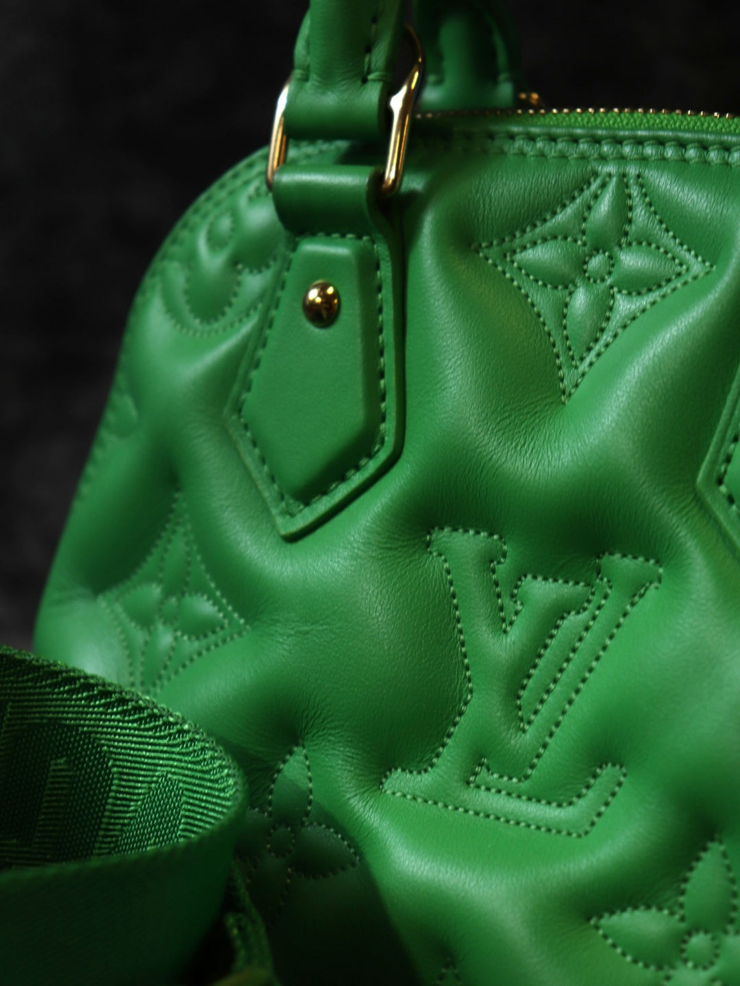 LOUIS VUITTON ルイ・ヴィトン アルマ・ソフトBB M21918 ハンドバッグ ショルダーバッグ2wayミニバッグ バブルグラム カーフレザー グリーン 緑