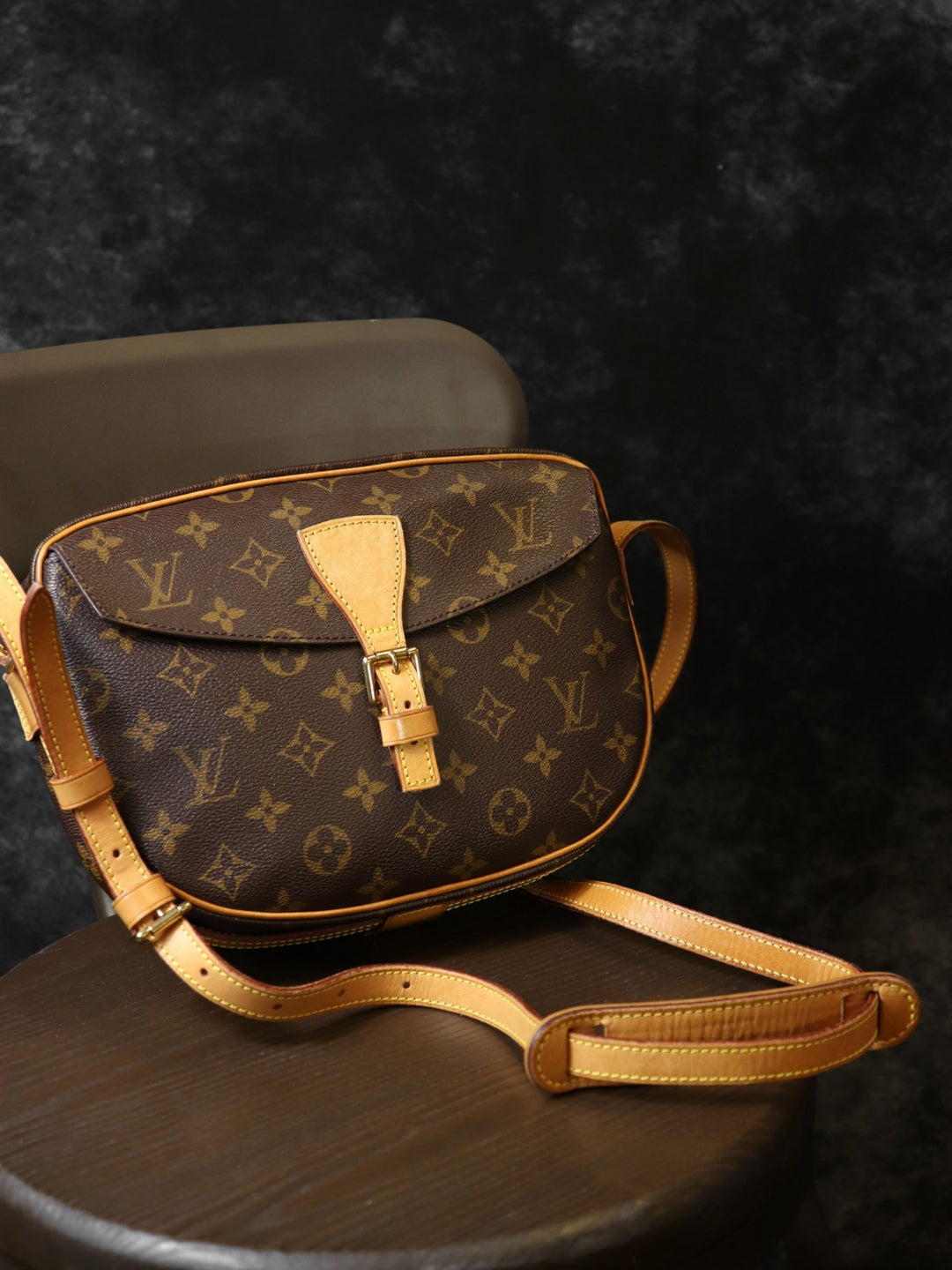 LOUIS VUITTON ルイ・ヴィトン ジュヌフィーユ ショルダーバッグ 斜め掛け ブラウン モノグラムキャンバス PVC M51226 LV L/V ビトン