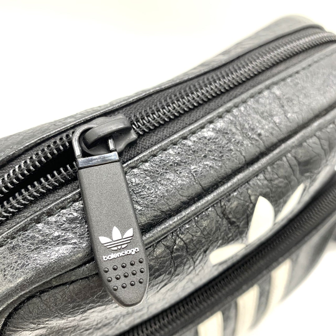 BALENCIAGA x adidas コラボ バレンシアガ アディダス スモール メッセンジャーバッグ クロスボディ ショルダーバッグ ブラック 721850