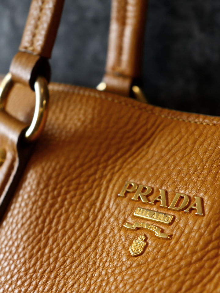 PRADA プラダ トートバッグ ハンドバッグ レザー イエロー ブラウン