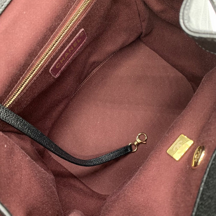 美品 CHANEL シャネル マトラッセ リュックサック デイパック チェーン ココマーク ブラック 黒 シルバー金具 キャビアスキン ブランド品