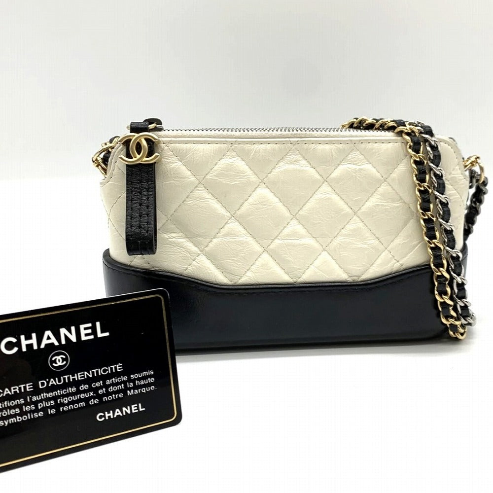 CHANEL シャネル ガブリエル フォンホルダー スマホ入れ 25番台 チェーンウォレット ミニ チェーンショルダーバッグ レザー ホワイト/ブラック 白/黒 バイカラー