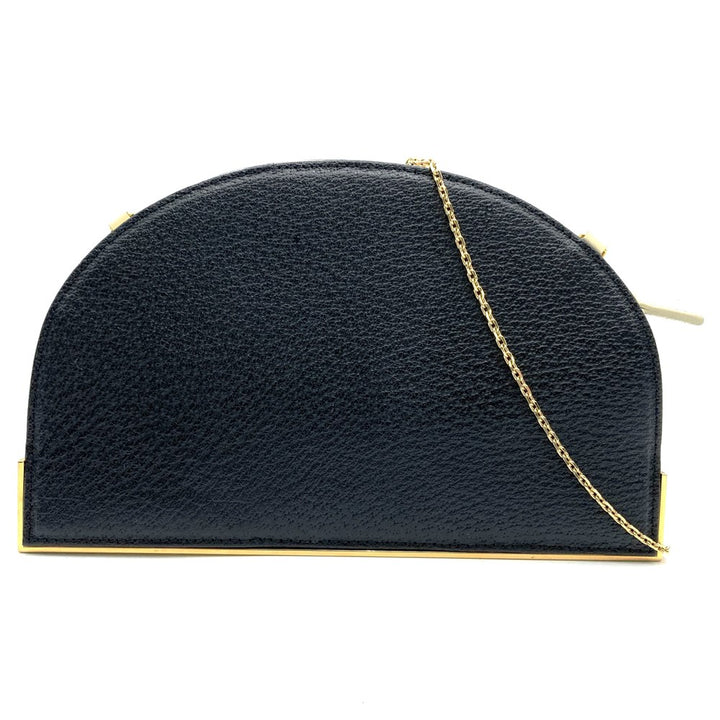 【美品】FENDI フェンディ 2321 26814 斜め掛け 肩掛け チェーンショルダーバッグ 薄型ミニバッグ ハーフムーン ブラック/ホワイト 黒/白 レザー