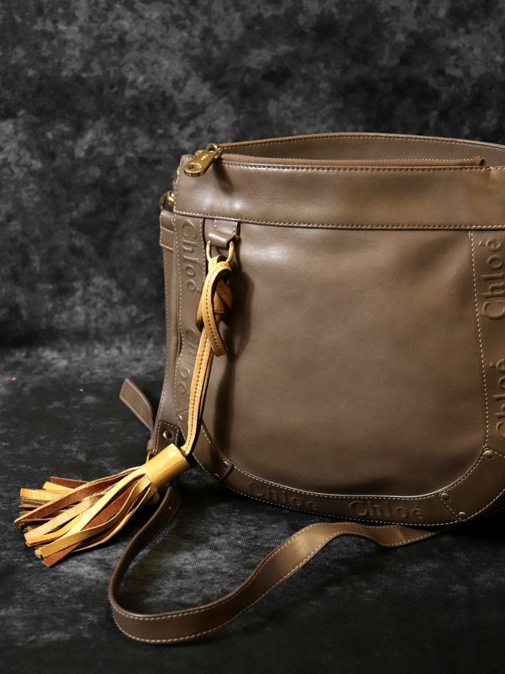 Chloe クロエ エデン ショルダーバッグ 斜め掛け フリンジ レザー ブラウン