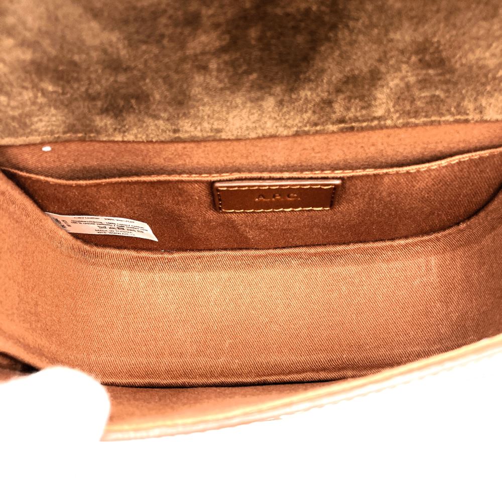 A.P.C. アーペーセー ジュネーヴ ミニ ショルダーバッグ ヴィンテージ レトロ 斜め掛け フラップ レザー ブラウン 茶