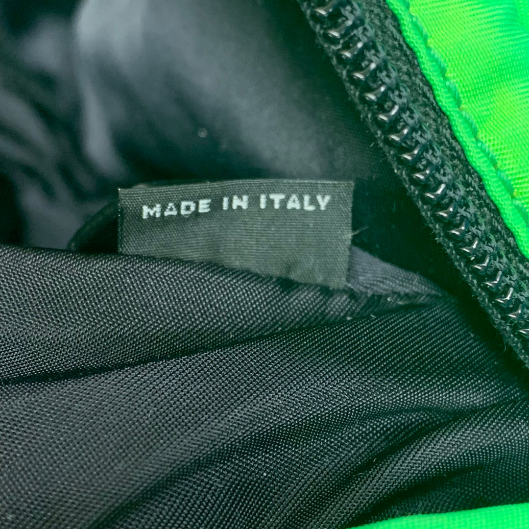 PRADA プラダ ボディバッグ ナイロン グリーン 蛍光色