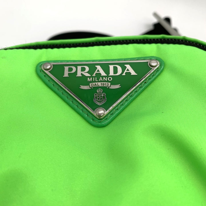 PRADA プラダ ボディバッグ ナイロン グリーン 蛍光色