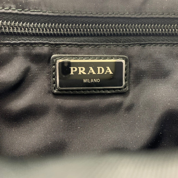 PRADA プラダ ボディバッグ ナイロン グリーン 蛍光色