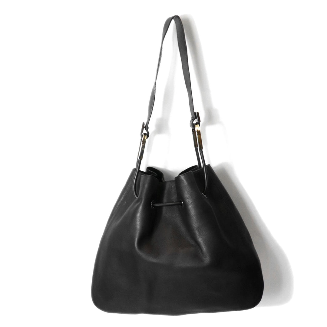 GUCCI グッチ 001 3746 ショルダーバッグ 巾着型 レザー ブラック