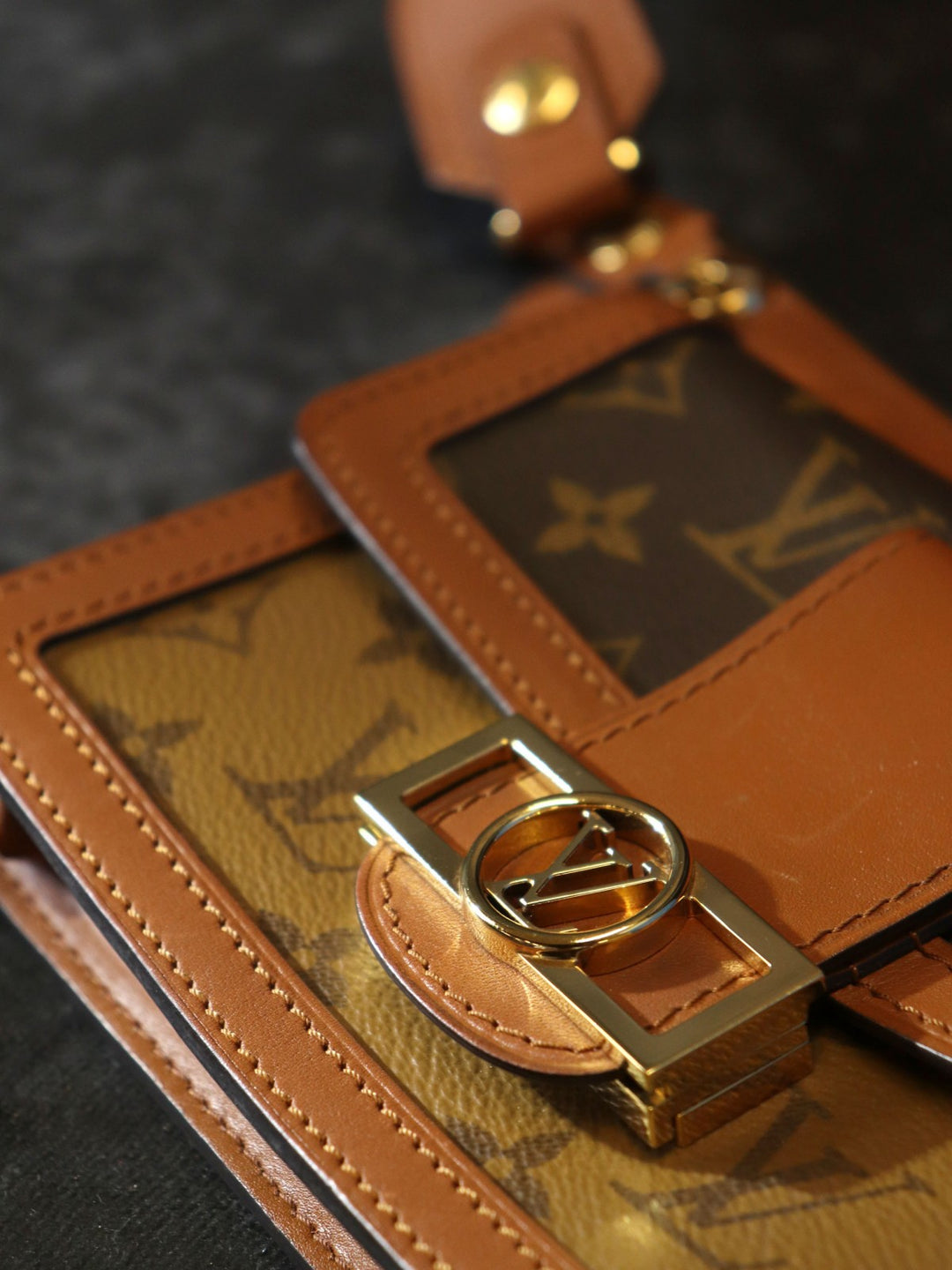 LOUIS VUITTON ルイ・ヴィトン ドーフィーヌ M44586 ボディバッグ バムバッグ ウエストポーチ モノグラムリバース ブラウン