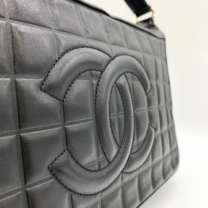 CHANEL シャネル チョコバー 薄型ショルダーバッグ ワンショルダー ココマーク ラムスキン ブラック 黒 ゴールド金具