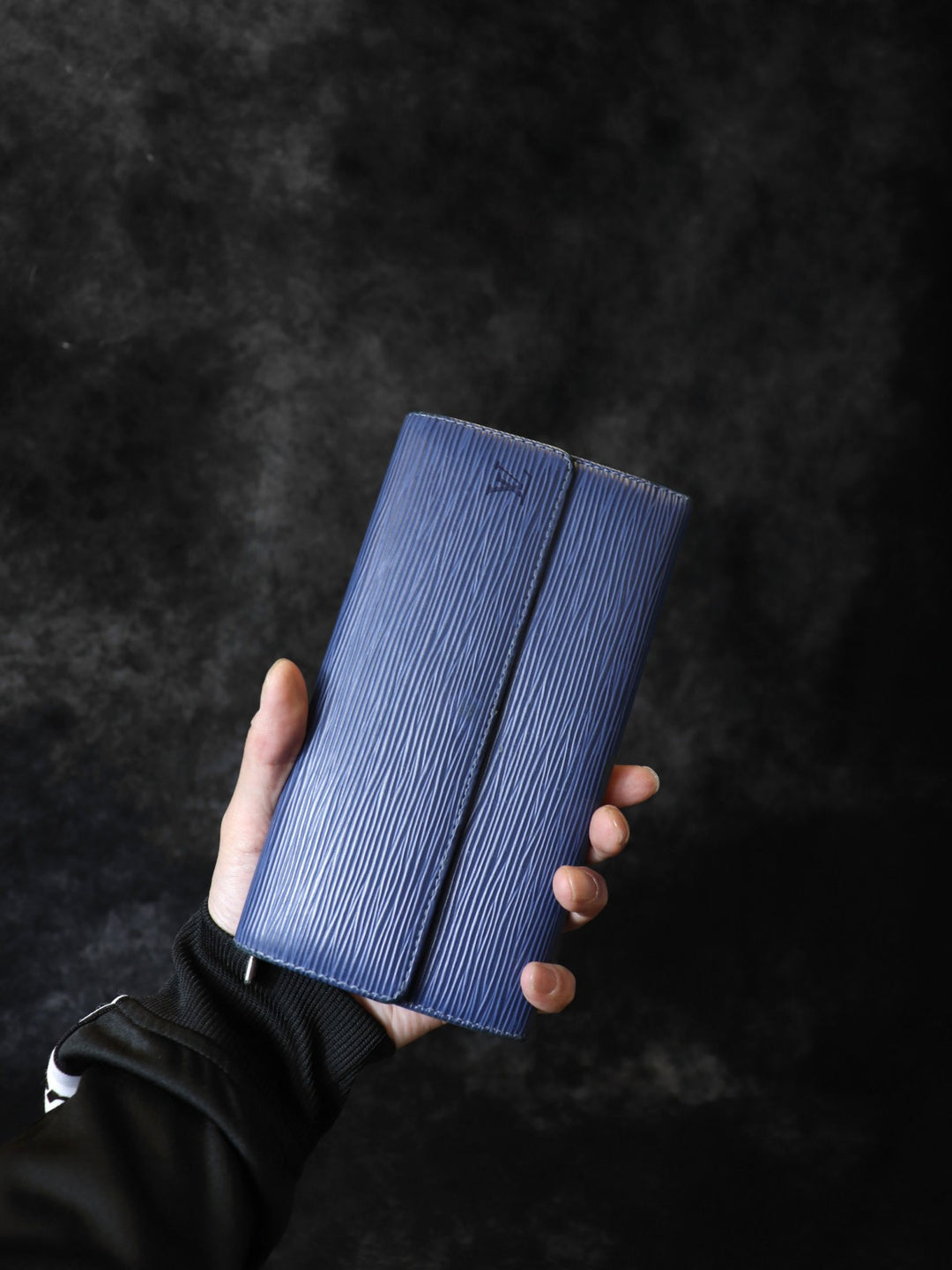 LOUIS VUITTON ルイ・ヴィトン ポルトフォイユ サラ 旧型 M63575 2つ折り長財布 ブルー ネイビー エピ ヴィンテージ