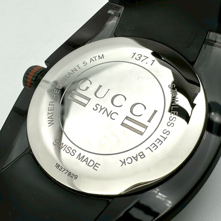 電池交換済 GUCCI グッチ シンク デイト 137.1 YA137107A シェリー 腕時計 クォーツ ラバー ブラック
