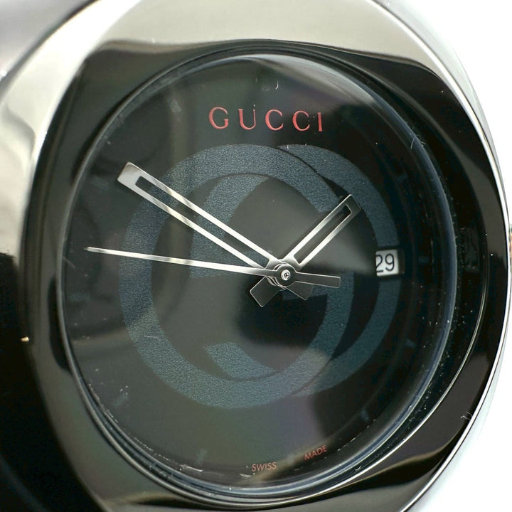 電池交換済 GUCCI グッチ シンク デイト 137.1 YA137107A シェリー 腕時計 クォーツ ラバー ブラック