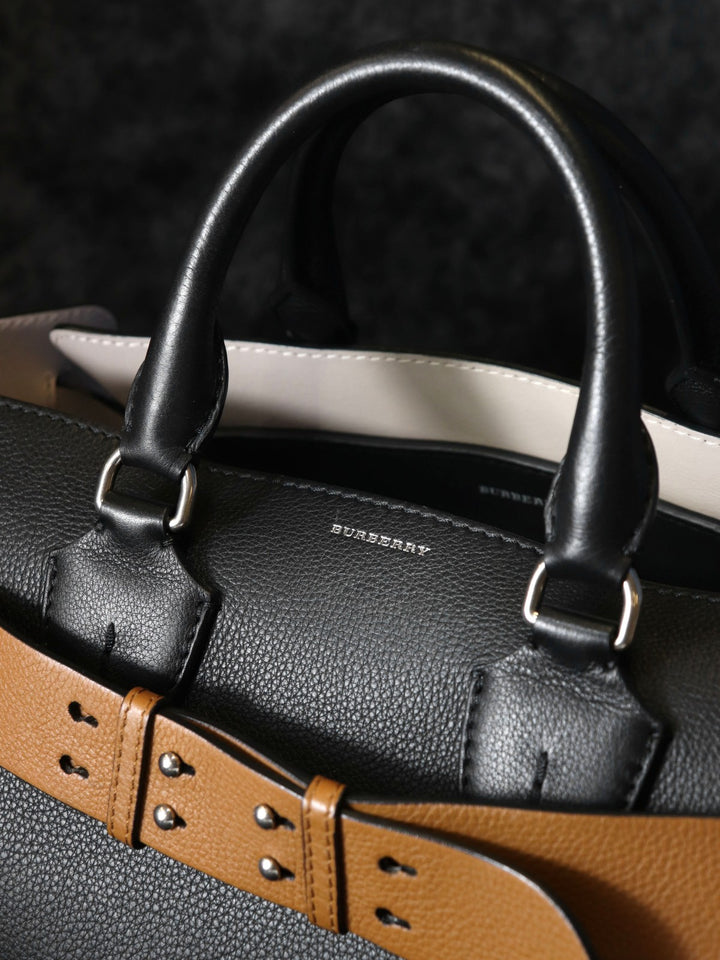 BURBERRYバーバリー ベルト ハンドバッグ トートバッグ ショルダーバッグ 肩掛け 2way レザー ブラック ベージュ