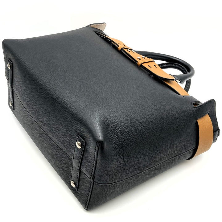 BURBERRYバーバリー ベルト ハンドバッグ トートバッグ ショルダーバッグ 肩掛け 2way レザー ブラック ベージュ