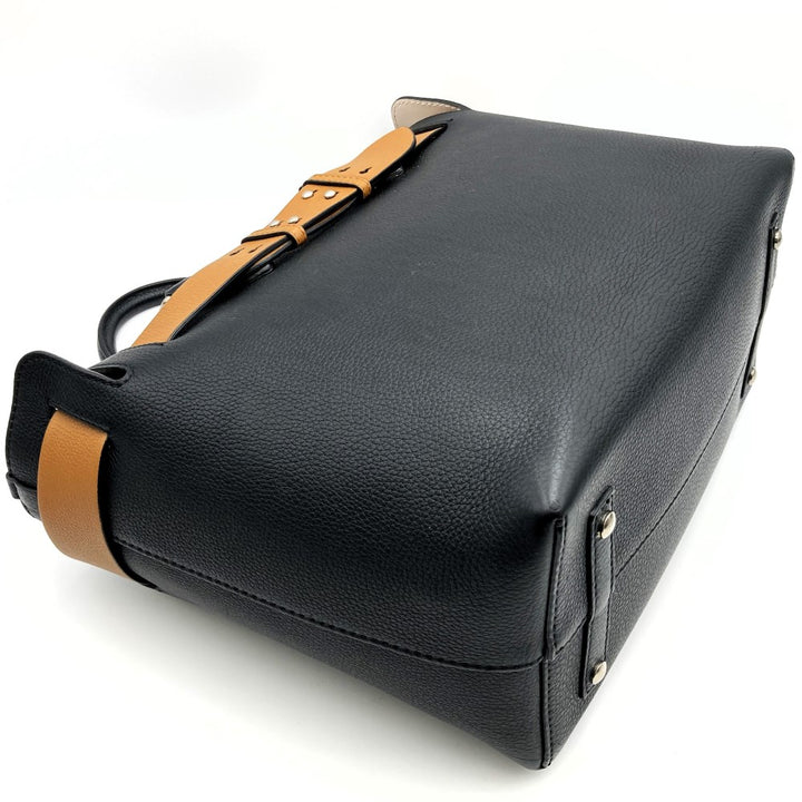 BURBERRYバーバリー ベルト ハンドバッグ トートバッグ ショルダーバッグ 肩掛け 2way レザー ブラック ベージュ