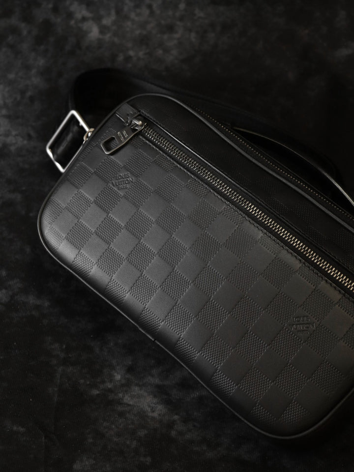 LOUIS VUITTON ルイ・ヴィトン アンブレール N41288 ボディバッグ レザー ダミエアンフィニ ブラック