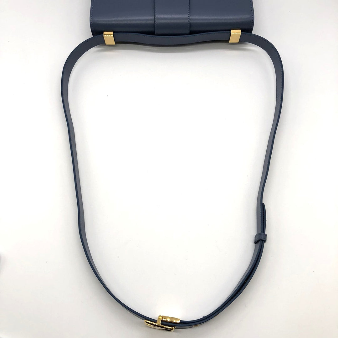 Dior クリスチャンディオール 30モンテーニュ 斜め掛けショルダーバッグ ブルー 青 レザー