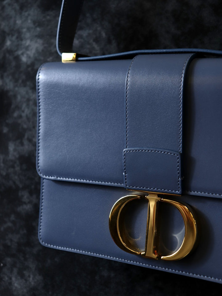 Dior クリスチャンディオール 30モンテーニュ 斜め掛けショルダーバッグ ブルー 青 レザー