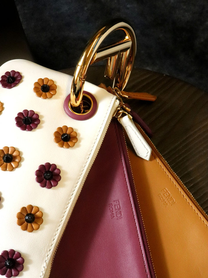 FENDI フェンディ トリプレット 8BS001A1FS ３連ポーチ レザー クラッチバッグ フラワー ホワイト/レッド/ブラウン