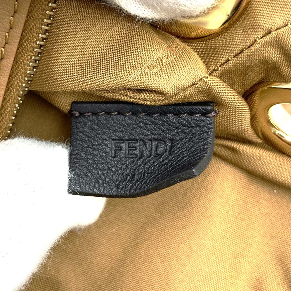 FENDI フェンディ トリプレット 8BS001A1FS ３連ポーチ レザー クラッチバッグ フラワー ホワイト/レッド/ブラウン