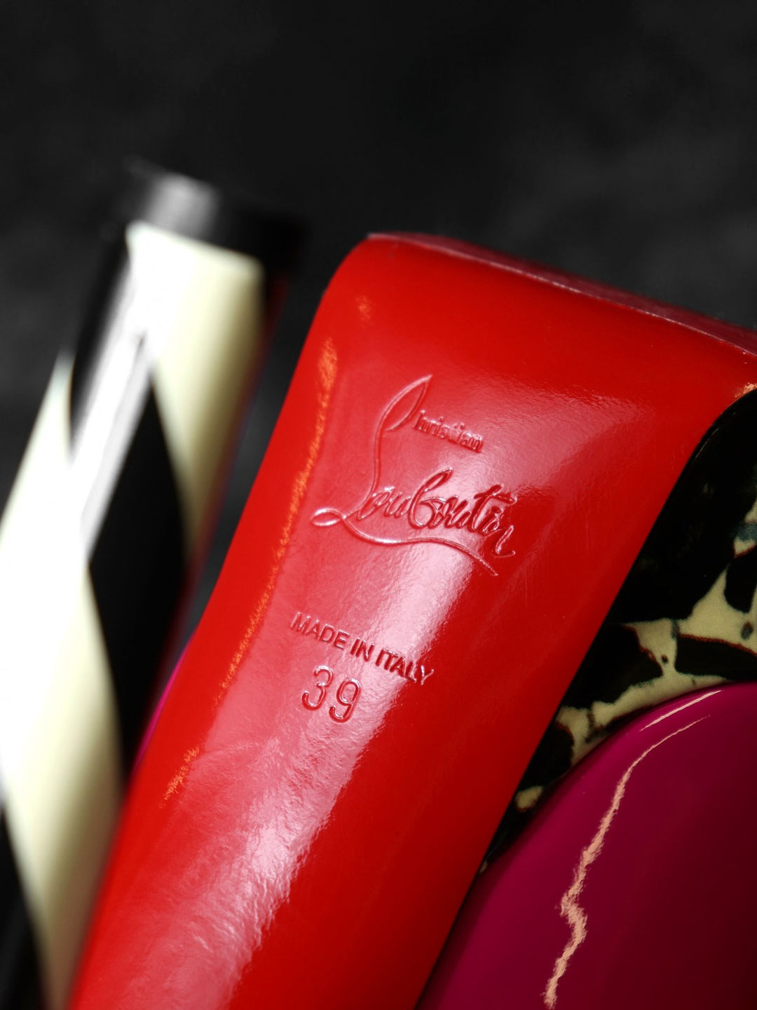 Christian Louboutin クリスチャン ルブタン ハイヒール 24.5 39 プラットフォーム オープントゥ エナメル ピンク