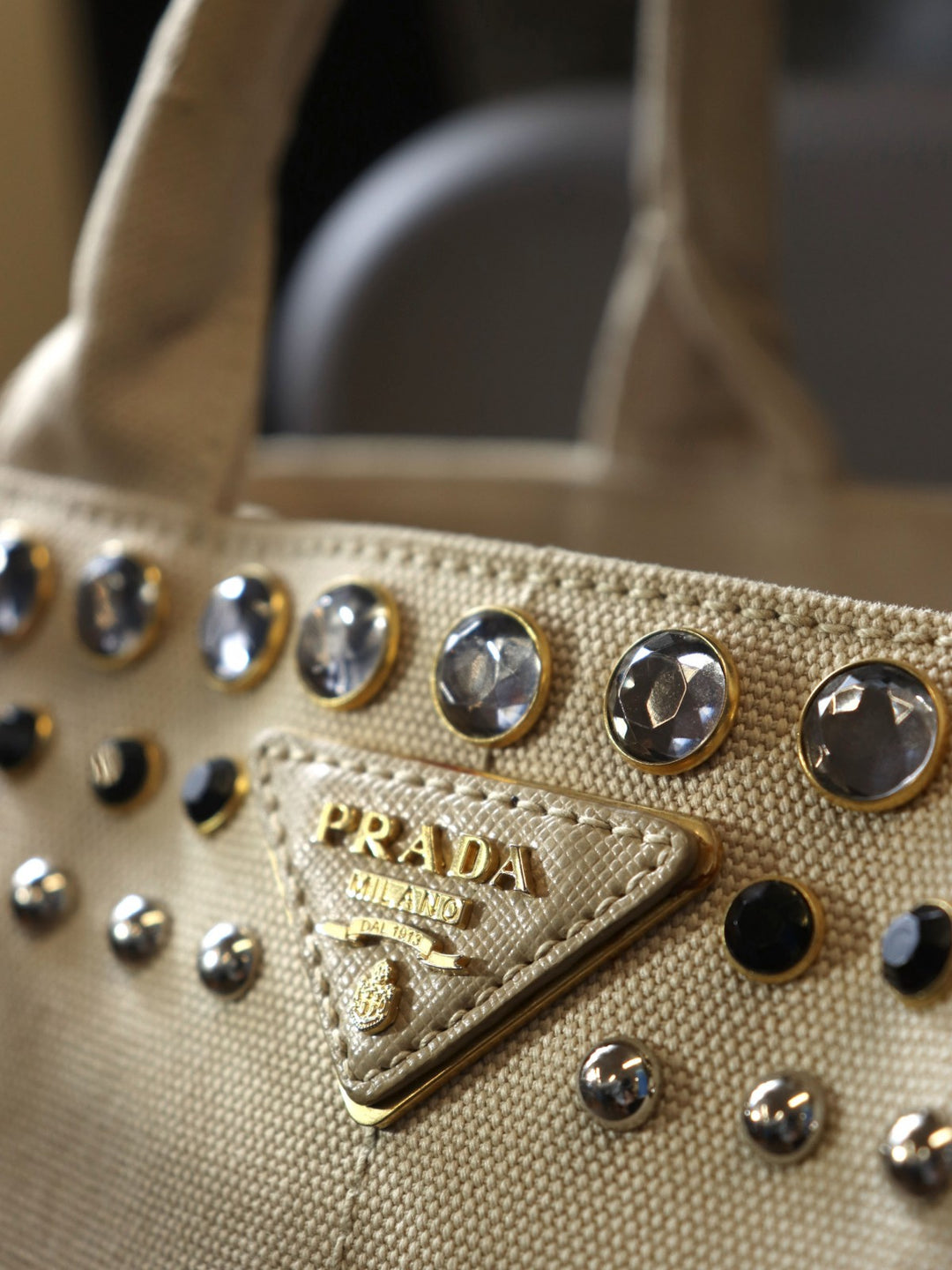 PRADA プラダ カナパビジュー トートバッグ ハンドバッグ スタッズ キャンバス ベージュ アイボリー