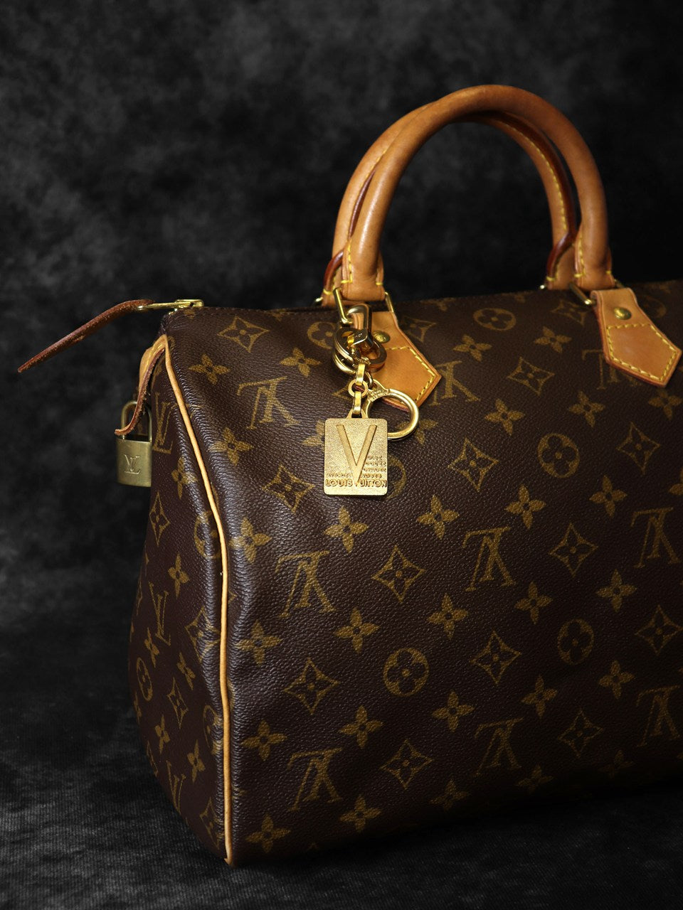 LOUIS VUITTON ルイ・ヴィトン マルティエ キーホルダー メタル ゴールド