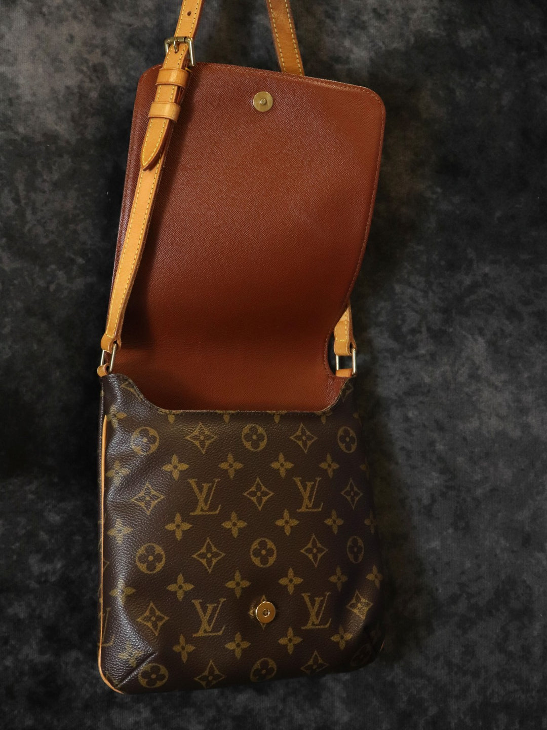 LOUIS VUITTON ルイ ヴィトン M51258 ミュゼット サルサ ショート ショルダーバッグ ブラウン モノグラムキャンバス