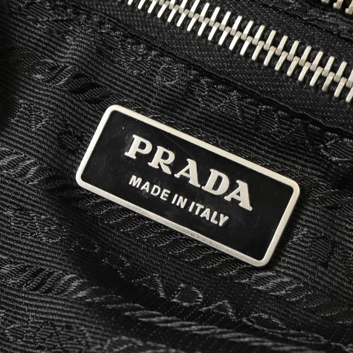 PRADA プラダ フラワー刺繍 ショルダーバッグ 薄型 サコッシュ ナイロン/パイソン ブラック