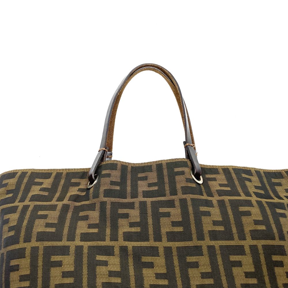 FENDI フェンディ ズッカ 2228 26598 008 トートバッグ ショルダーバッグ ナイロ ブラウン