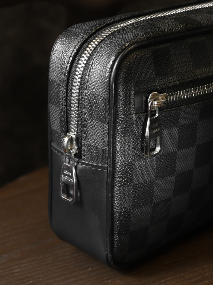 LOUIS VUITTON ルイ・ヴィトン N41664 ポシェット・カサイ クラッチバッグ ブラック 黒 ダミエグラフィットキャンバス PVC