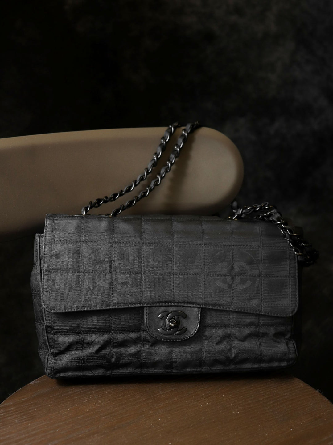 美品 CHANEL シャネル ニュートラベルライン チョコバー チェーンショルダーバッグ ナイロン ココ ブラック 黒