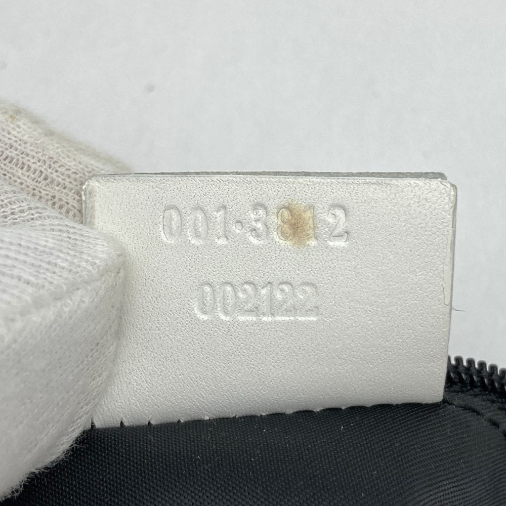 GUCCI グッチ 001 3812 ショルダーバッグ 肩掛け ワンショルダー レザー ホワイト