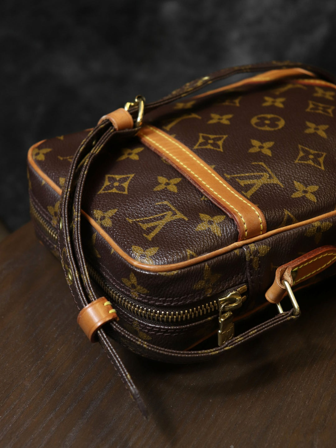 LOUIS VUITTON ルイ・ヴィトン M45266 ダヌーブ ショルダーバッグ ブラウン PVC モノグラムキャンバス